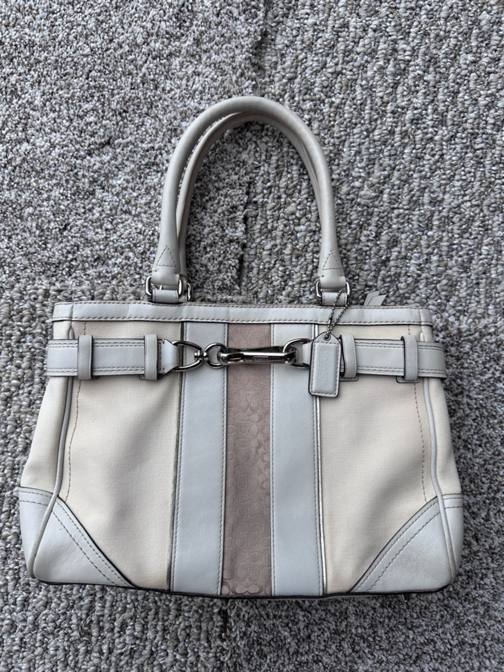 Y2K Coach Cream and Light Gray Leather purse Stripe (need TLC )